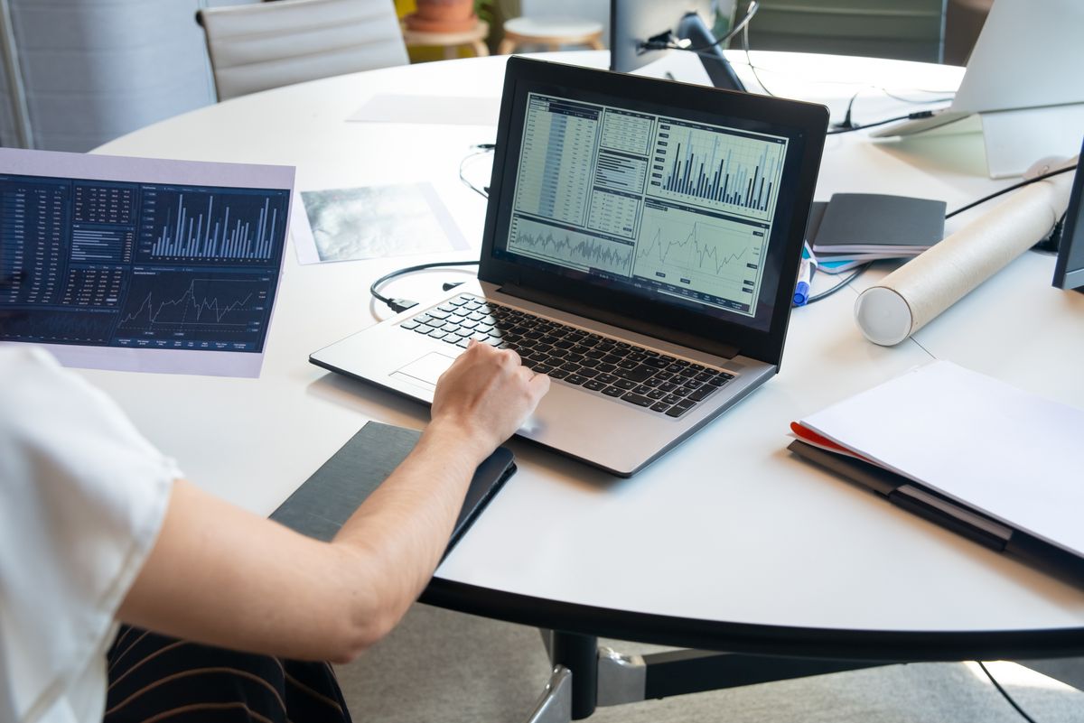 Digital marketing campaign performance data on a screen